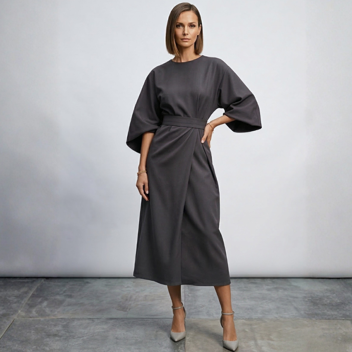 Xanthe - Elegantná maxi šaty s opaskom