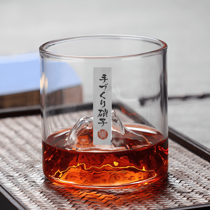 Japonský krištáľový whisky pohár Mount Fuji