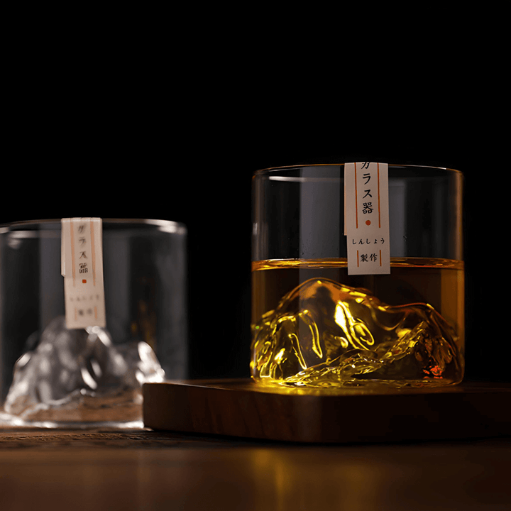 Japonský krištáľový whisky pohár Mount Fuji