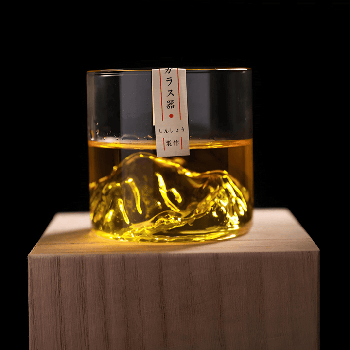 Japonský krištáľový whisky pohár Mount Fuji