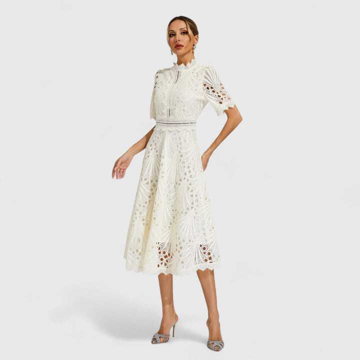 Lidija - elegantná šaty s čipkou pre ženy