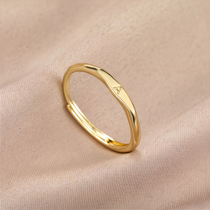 Bague lettre Elara | Or