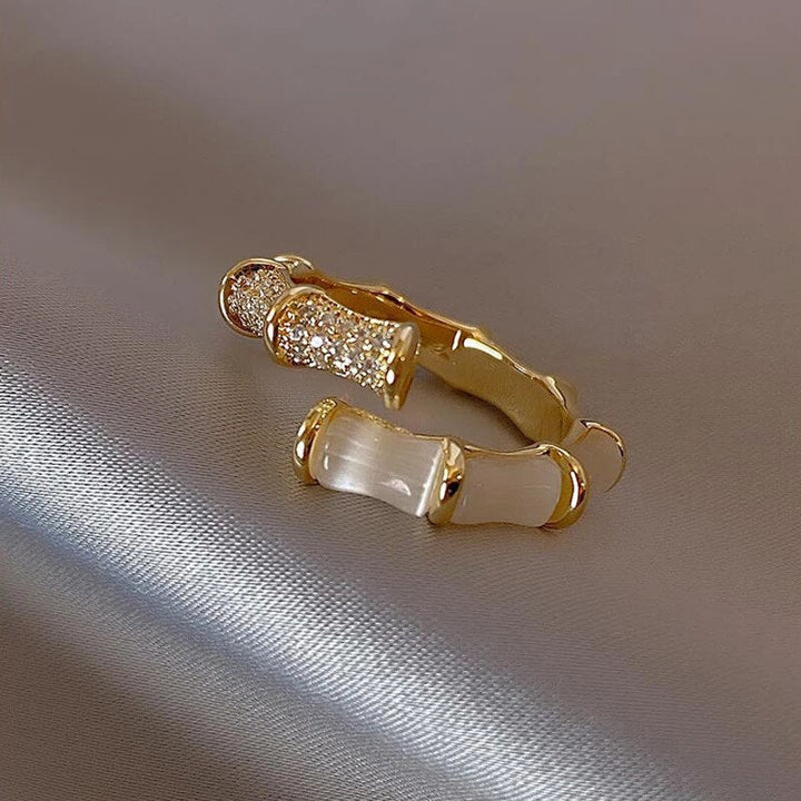 Bague de luxe réglable avec opale blanche | Or