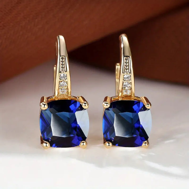 Boucles d'oreilles créoles en pierre de saphir mystique | Or
