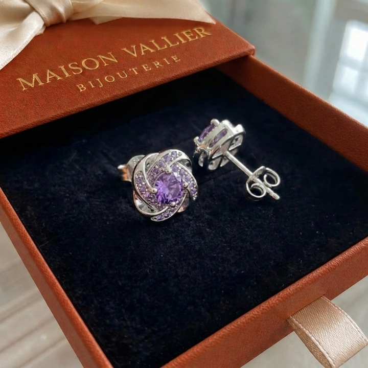 Boucles d'oreilles en cristal violet en forme de nœud | Or blanc