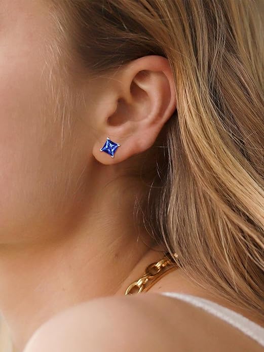 Minimalistické náušnice z princesového zafíru | Biely zlato