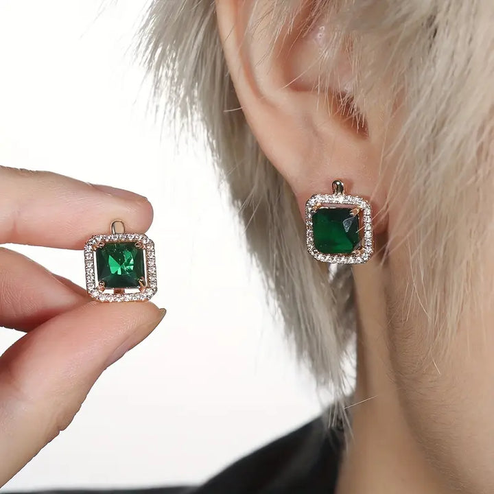 Boucles d'oreilles en zircone carré vert | Or