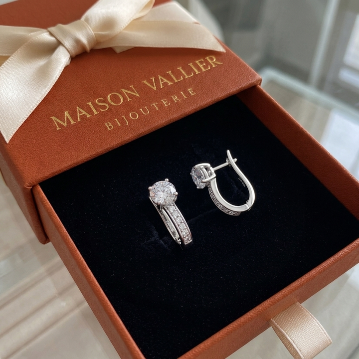 Boucles d'oreilles huggie | Or blanc