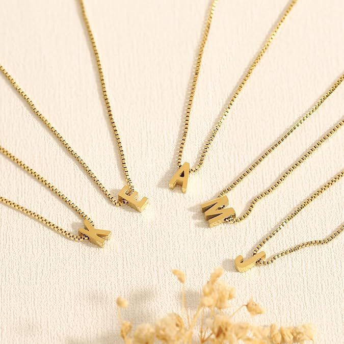 Collier avec initiale de lettre d'amour | Or
