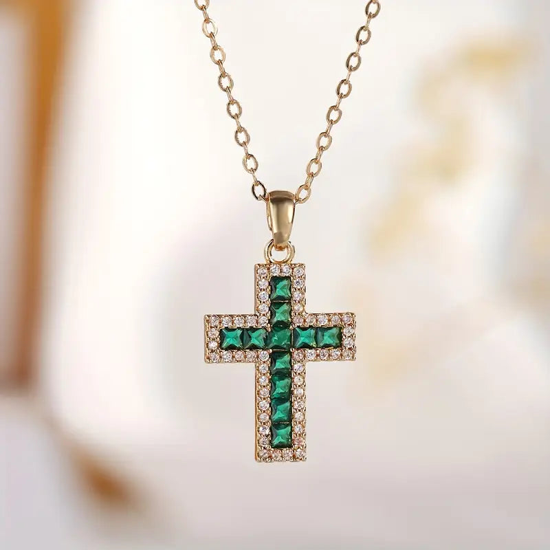 Collier avec croix en émeraude | Or