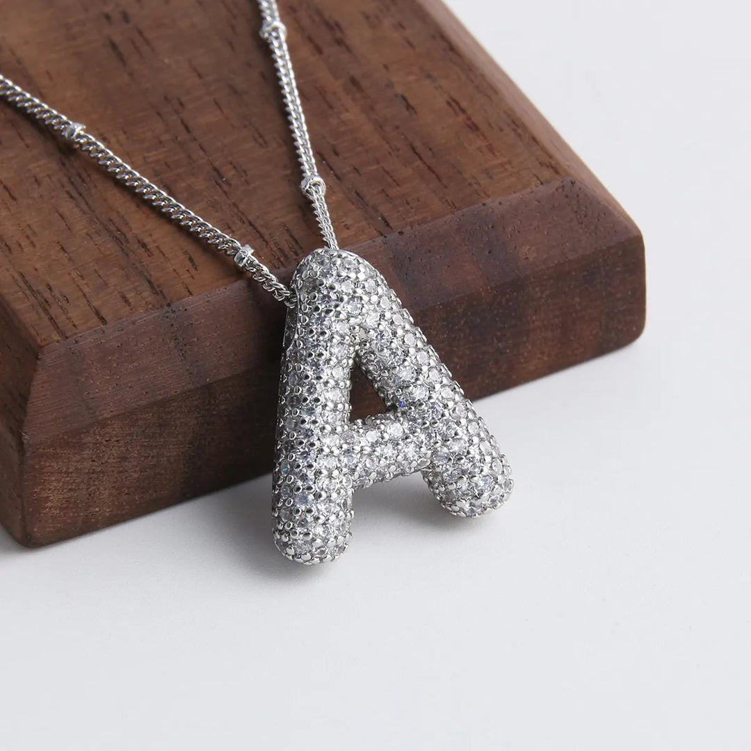 Collier initial en lettres bulles | Or blanc