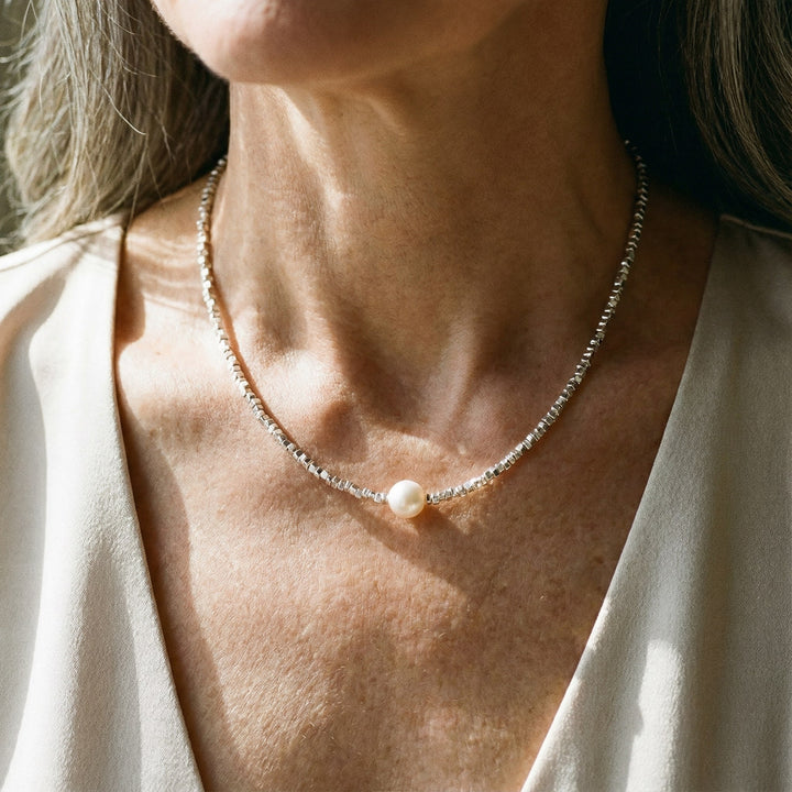 Collier rétro avec perles | Or