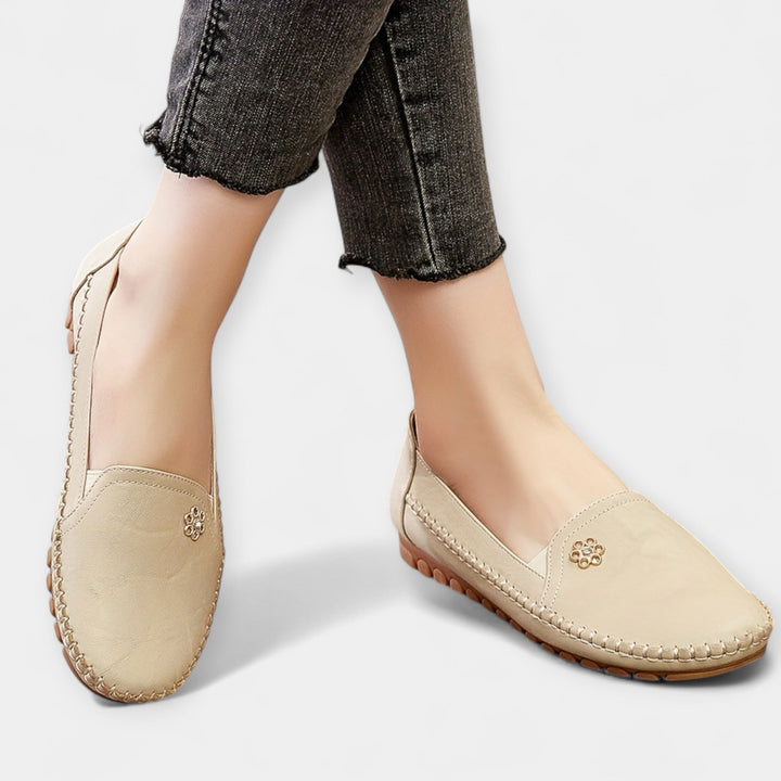 Ľahké Slip-On Loaferi